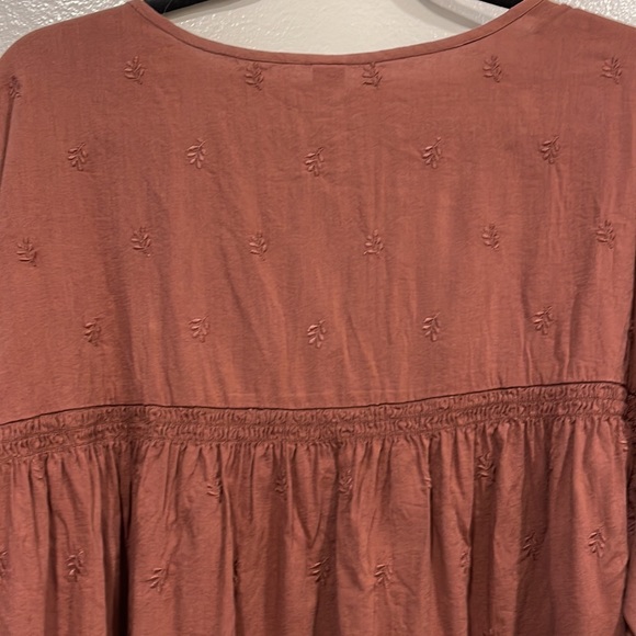 Old Navy top. XXL - Picture 8 of 8